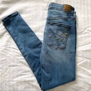 American Eagle Super High Rise Skinny Jeans (jeggings) | Size 2 Short